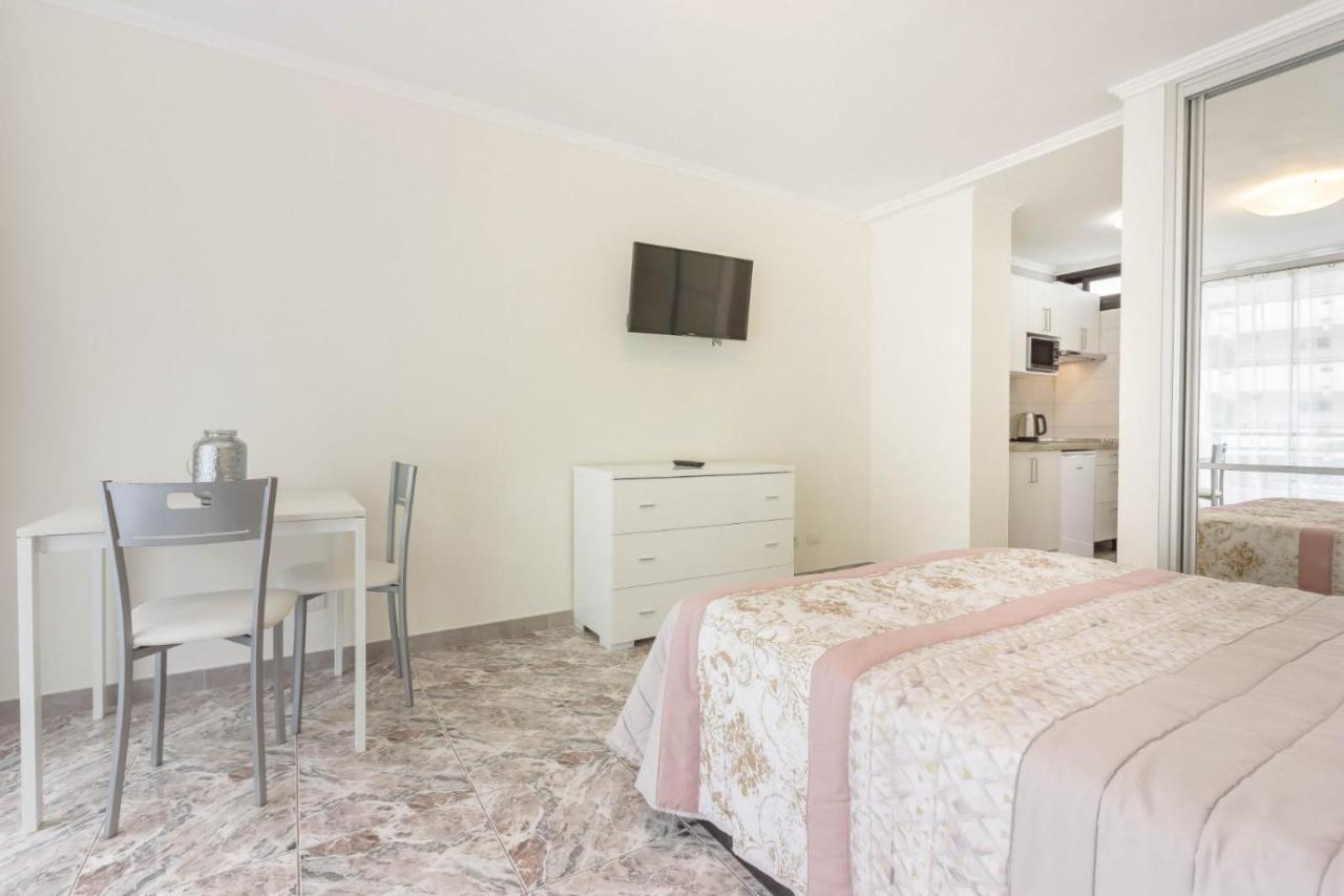 Tenerife Olympia Apart Hotel-Playa De Las Americas. Balcony, Sea View & Pool Bagian luar foto